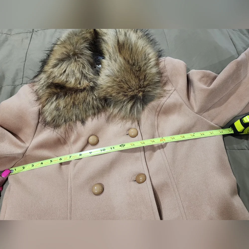 NWT Hearts and Roses 3874 Chrissette Coat/ Detachable Faux Fur Collar Size 14 - Picture 4 of 12